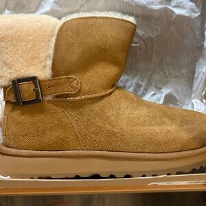 UGG Brown Ankle Boots with Cream Shearling